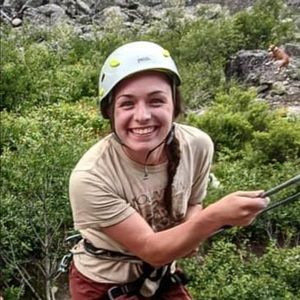 Meet your Posher, Courtney